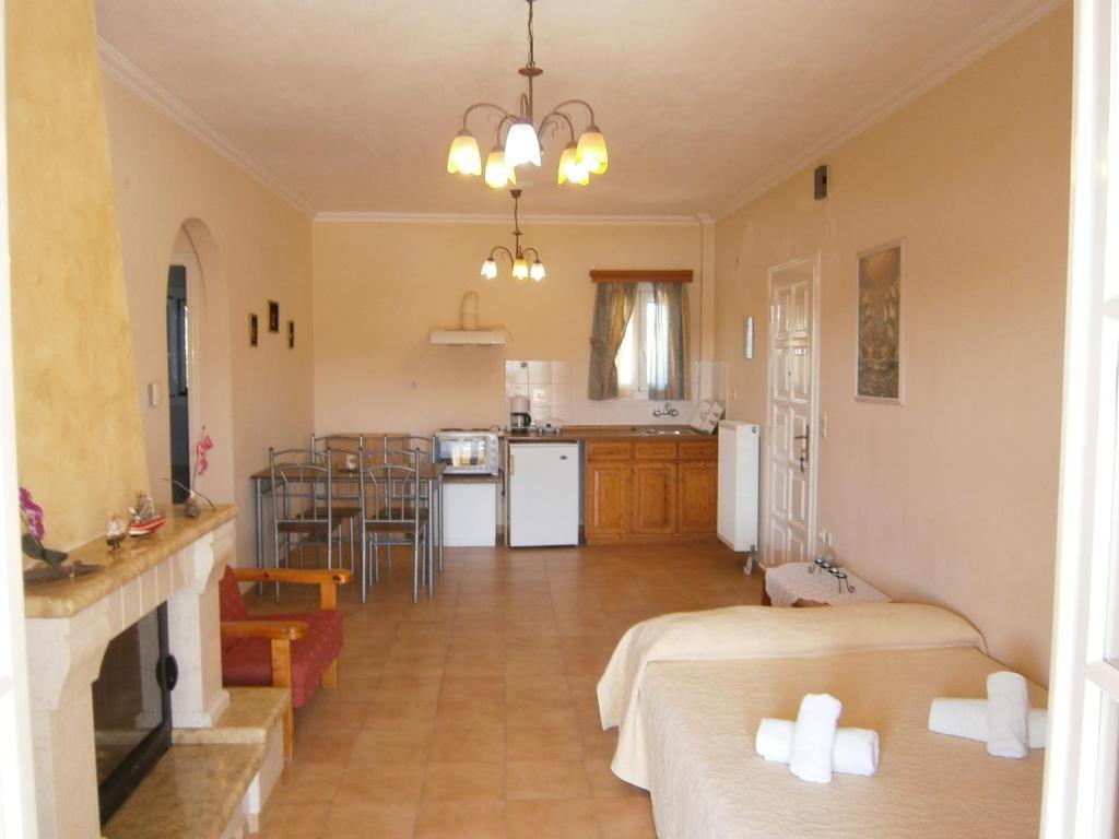 Athineos Apartments Kommeno  Quarto foto